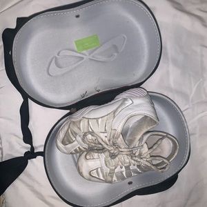 Nfinity Cheer Shoes Y2